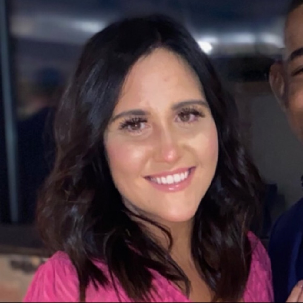 Meet your Posher, Andrea